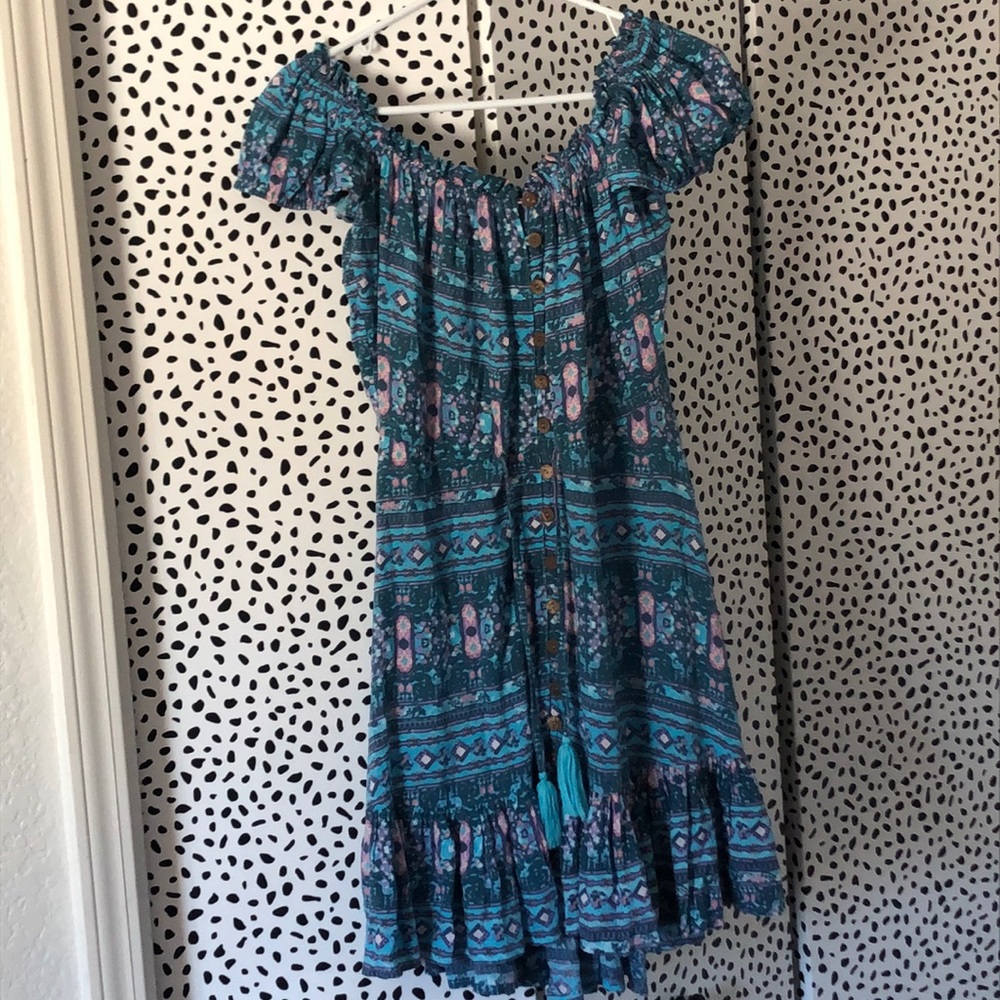 Tiara Hawaii Dress